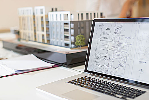 微软为何花10亿美元去买AOL专利?