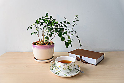 八代i5，接口不变?Intel首款6核消费级CPU曝光